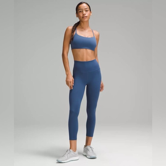 lululemon athletica Pants - Lululemon Wunder Train High-Rise Crop with Pockets 23”